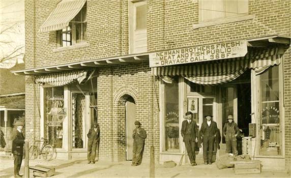 W.A. Newman's store on Nicholas Street in Henderson, N.C.
After Austin's death it became Newman-Seaman Grocery
(photo is from Ed Faulkner's collection)
